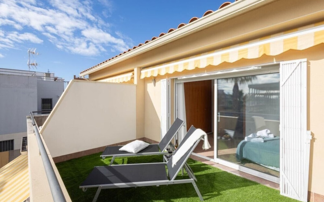 Golden Coast Retreat by Fidalsa