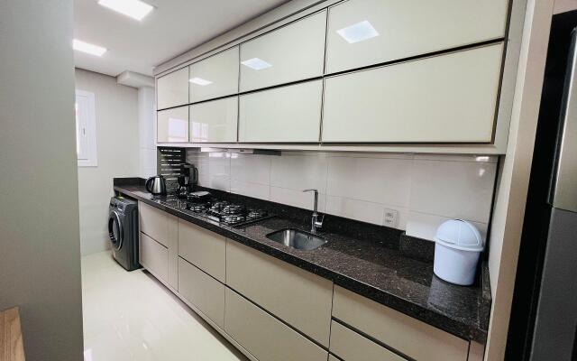 MRG - Estiloso - 2 Suítes - 10 minutos da Rua Coberta