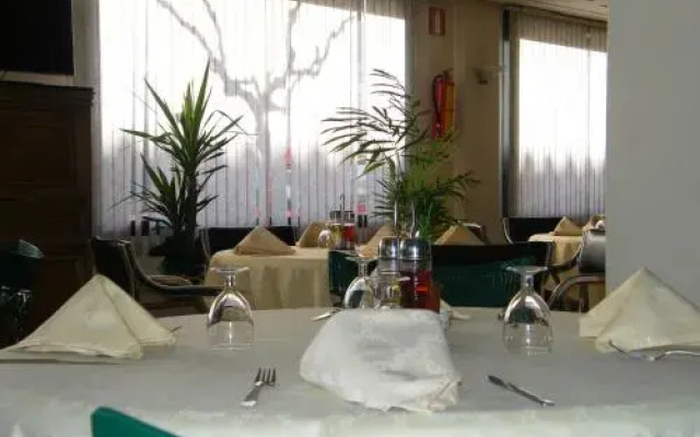 Hotel Magallón