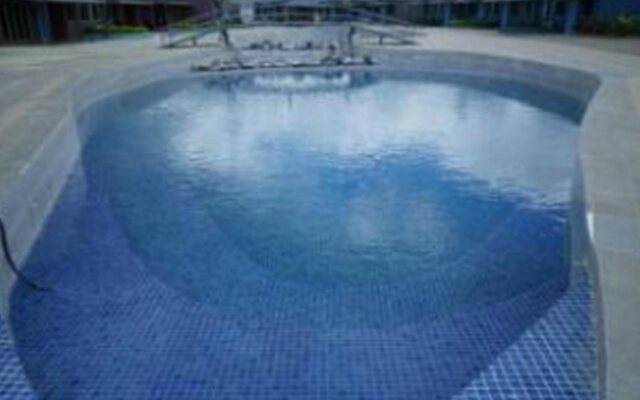 Fun World Plaza Hotel