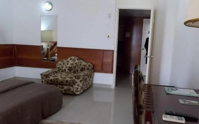 Premier Hotel