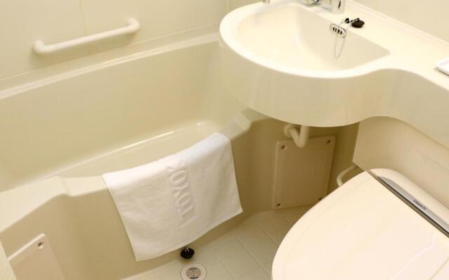 Toyoko Inn Osaka Kyobashi Sakuranomiya Hotel