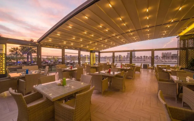 Golden Tulip Al Khobar Suites