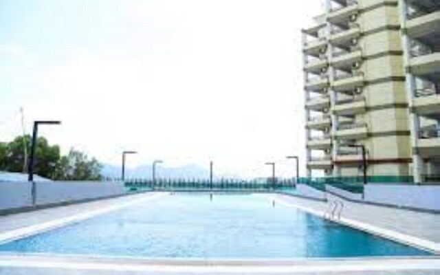 OYO 90436 Marina Heights