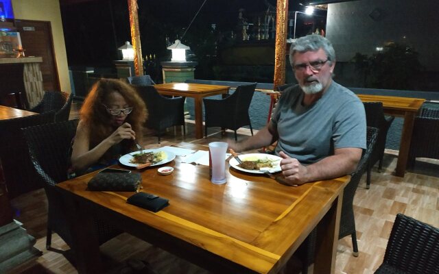 Tatak Bunut Villa Ceningan