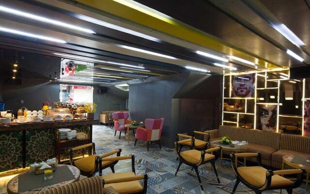 A&EM 19 Dong Du Hotel