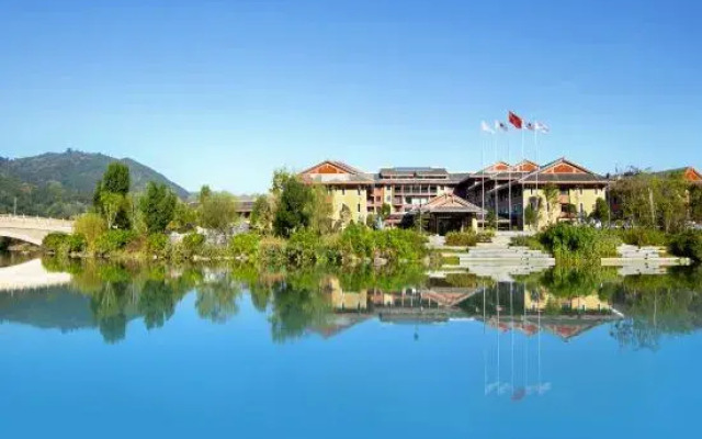 Grand Skylight International Hotel  Lingbo