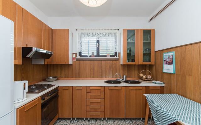 Apartments Mare