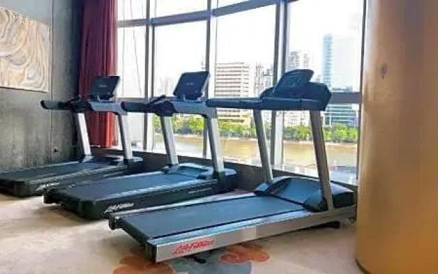 Howard Johnson Riverview Hotel Guangzhou