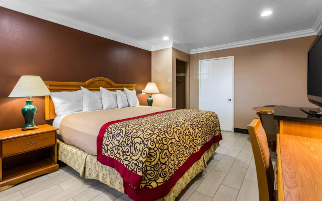 Rodeway Inn Cypress - Near Cypress College