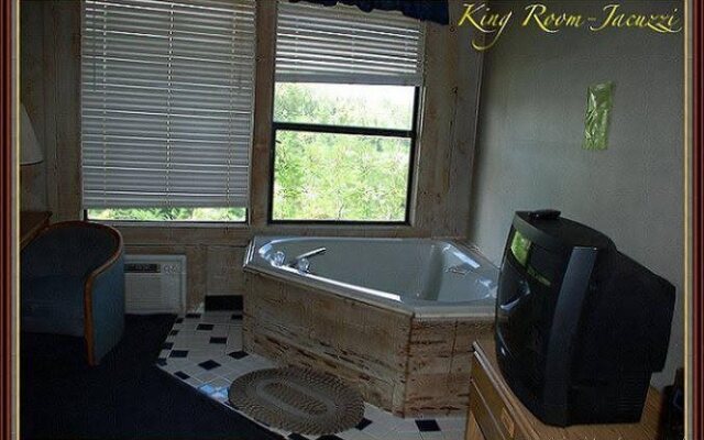 Budgetel River Inn Motel - Redding