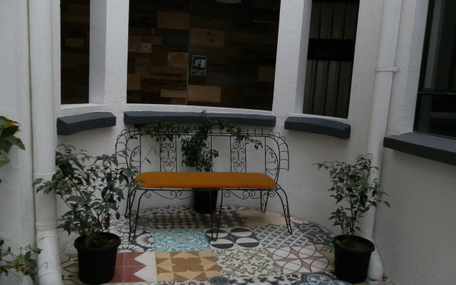Stayinn Barefoot Condesa - Hostel