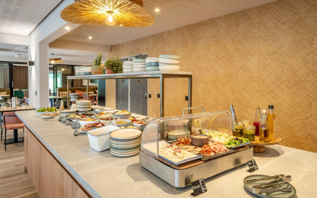 Sure Hotel by Best Western Tours Sud