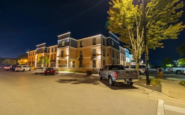 Staybridge Suites Middleton Madison-West by IHG
