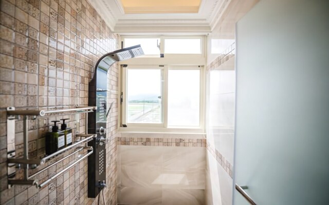 Kuan Pin Villa - President Courtyard