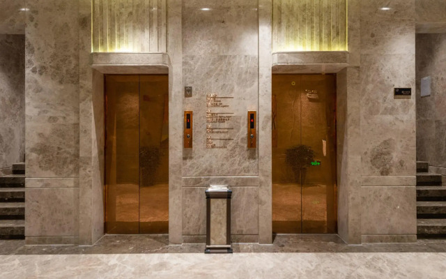Zhuhai Overseas Chinese Hotel