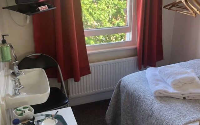 Kingsway GuestHouse