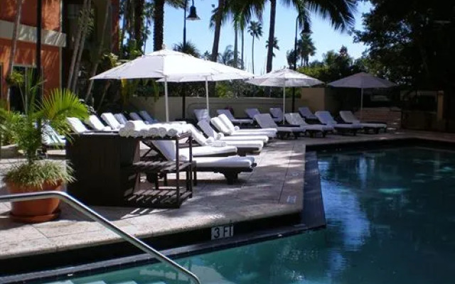 Private Residences at Mutiny Park