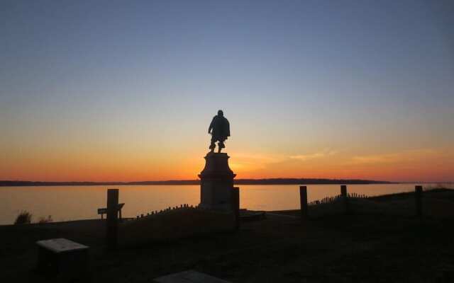 Ramada Williamsburg East Busch Gardens Area