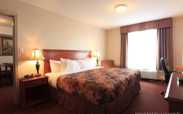 Coast Grimshaw Hotel & Suites