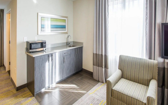 Comfort Suites Miami Airport North
