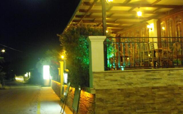 Perros  Hotel