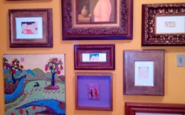 Mini Hostel Fine Art