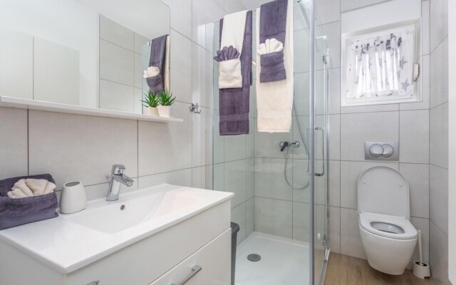 Awesome Apartment in Vantacici With Wifi and 2 Bedrooms