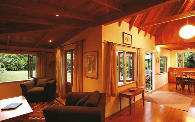 Driving Creek Villas