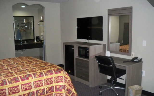 Scottish Inn & Suites