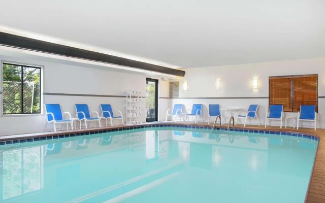 Hampton Inn by Hilton Merrillville