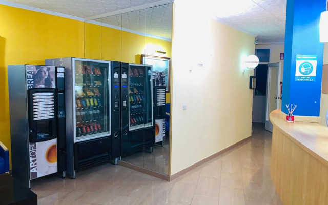 Eva Aparthotel