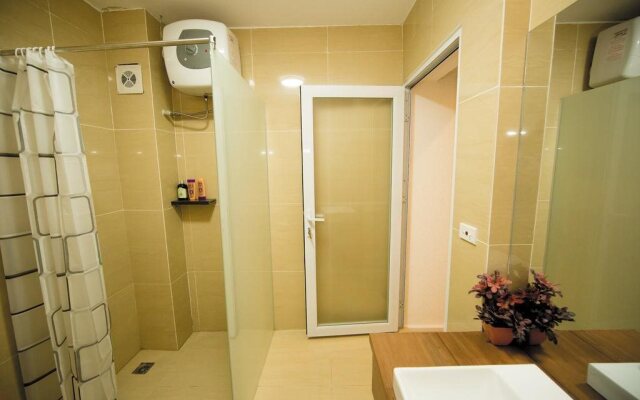 Elegant Studio Apartment