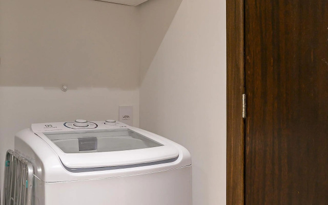 Vista Mar com sacada no Centro #CA49