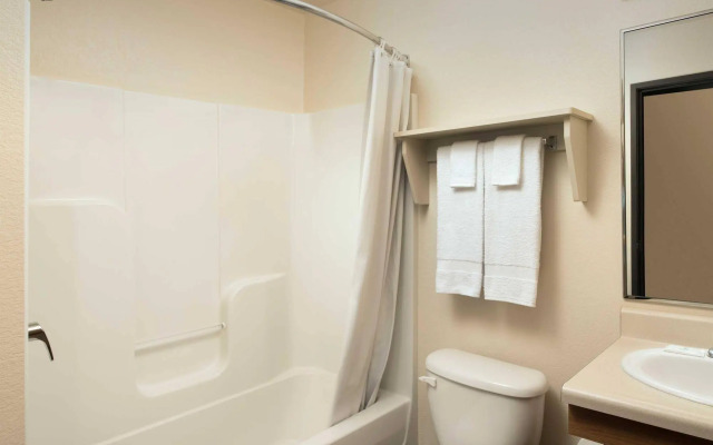 WoodSpring Suites Midland