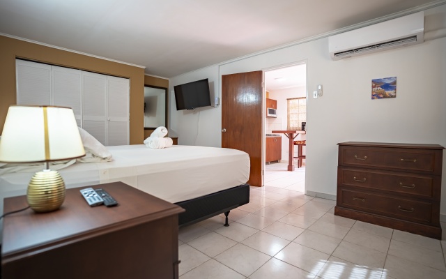 Coconut Inn