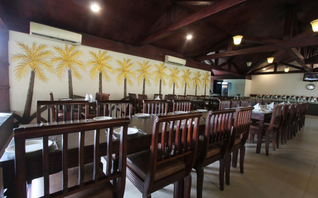 Golden Amoon Resort