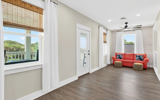 Coastal Retreat 3 Bedroom Home