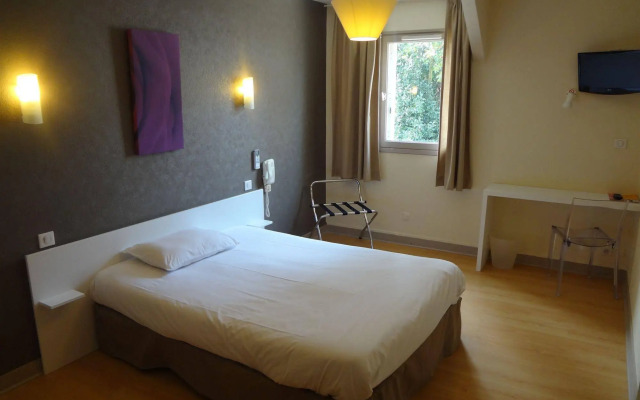 Brit Hôtel du Parc Niort Centre - Parking gratuit