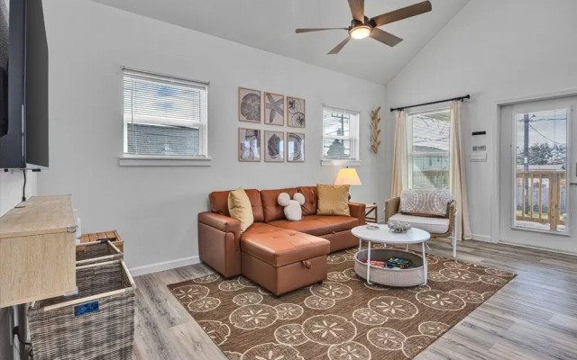 Newly Remodeled Home Minutes From Cruise Terminal