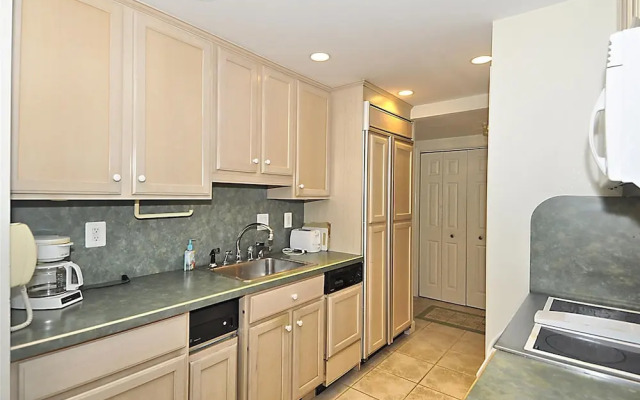 Henlopen Unit 511 by Long & Foster