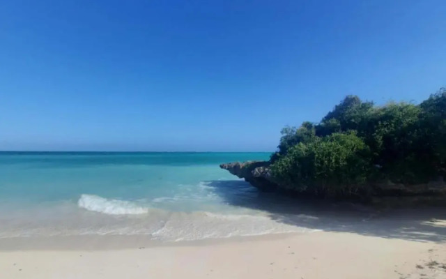 Mirror House Watamu
