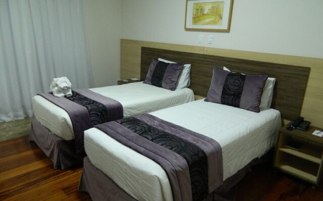 Colonial Plaza Hotel