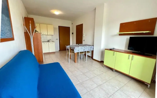 Comfortable Apartment in Residence With a Pool