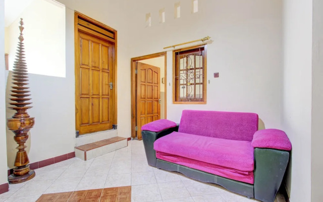 OYO 94003 Anjuk Ladang Homestay