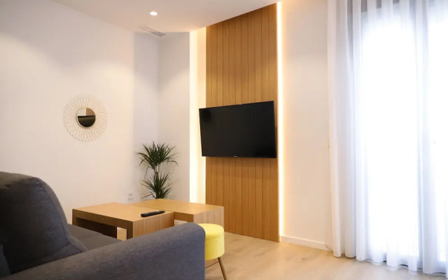 Medina Homes Puente Romano