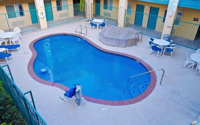 Texas Inn and Suites RGV
