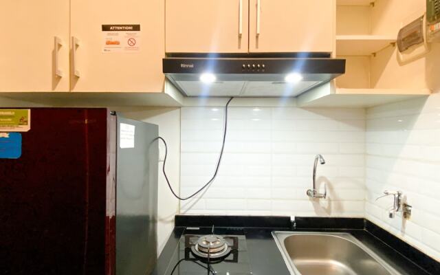 Modern And Homey Studio At Grand Kamala Lagoon Apartment