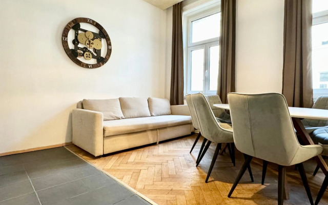 Premium Apartment located at the famous Vienna Kutschkermarkt