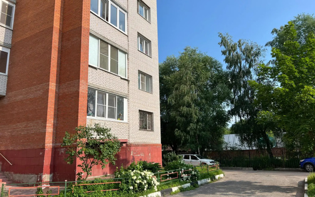 The comfort of Home on Komintern Street